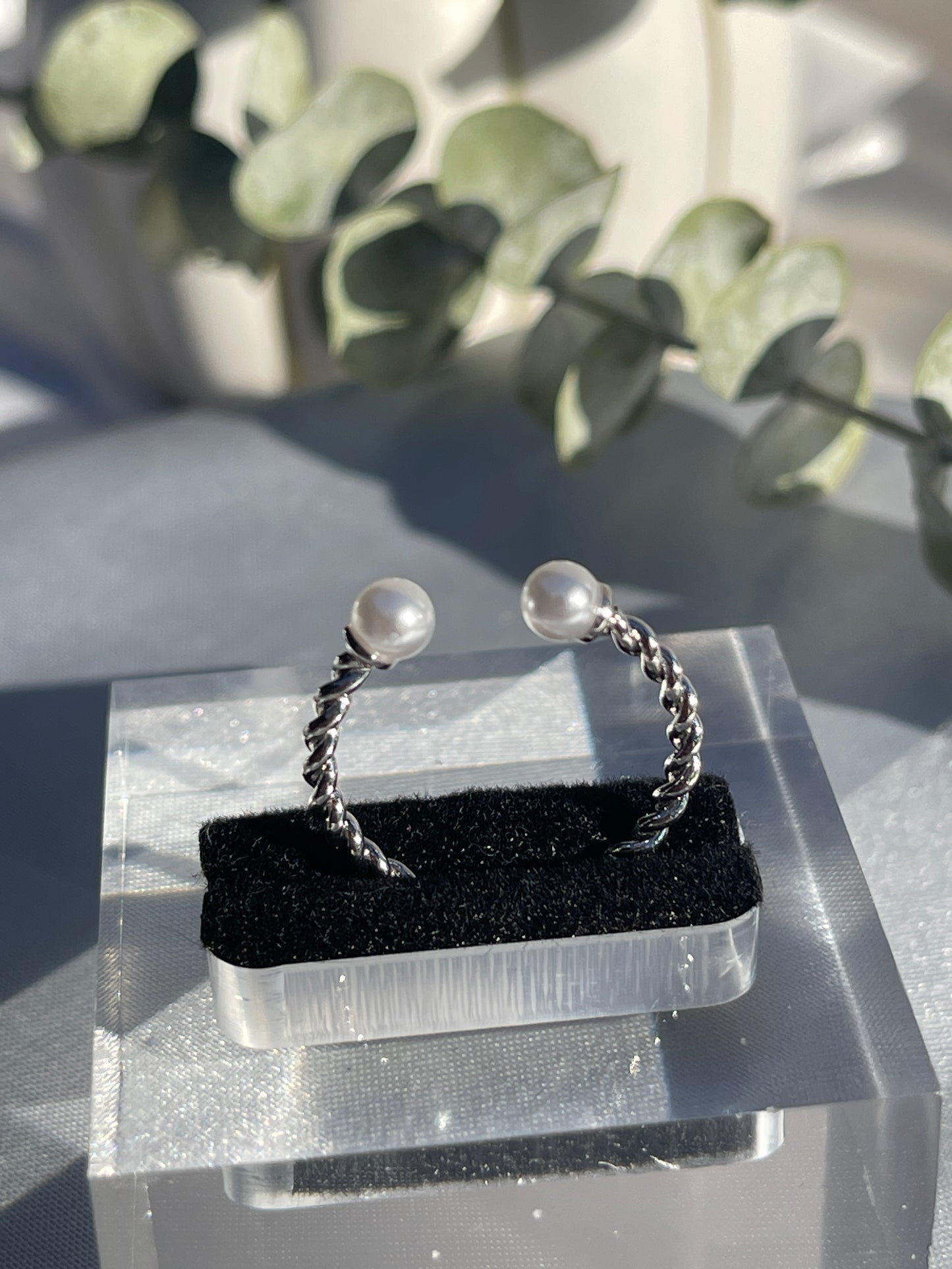 925 Sterling Silver/Gold + Akoya pearl twisted ring